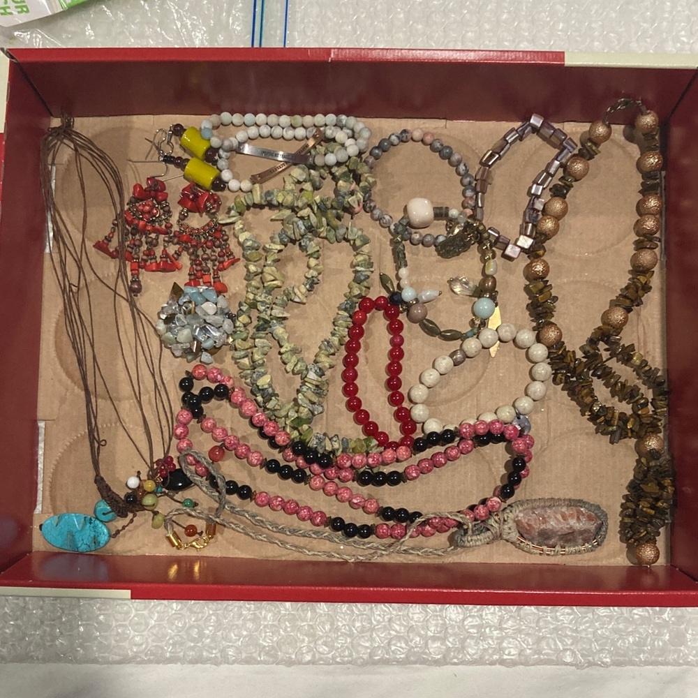 Stone/Glass/Shell Jewelry Lot